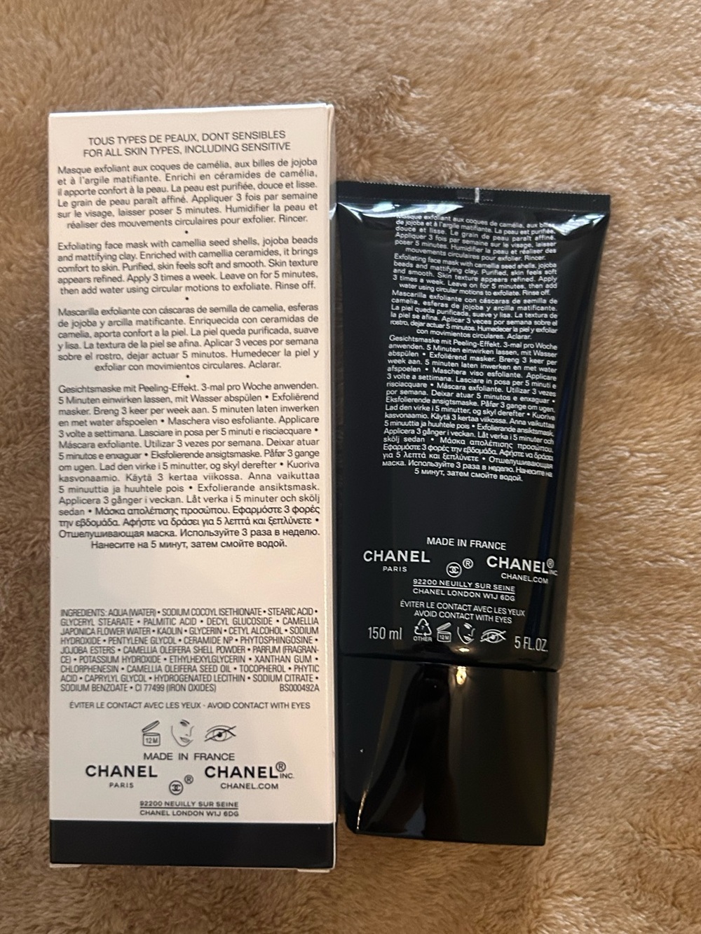 CHANEL Le Masque Camellia Exfoliating Mask - Picture 2 of 4